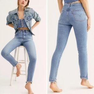 Levi’s 501 Skinny Jeans Blue Mark 26 x 28